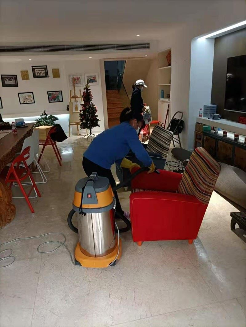 深圳长期清洁工派遣 地毯定点清洗公司 24小时服务