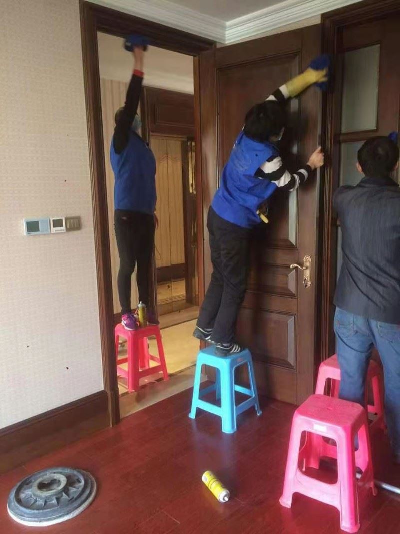 深圳宝安新装修保洁 外墙清洗 上门打扫电话