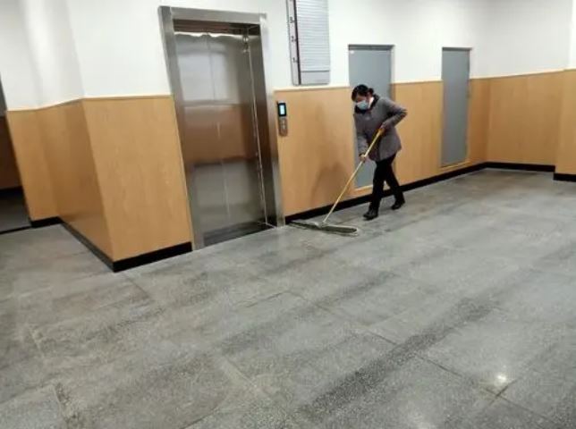 深圳福田商场保洁 精细保洁 外墙清洗 透明报价