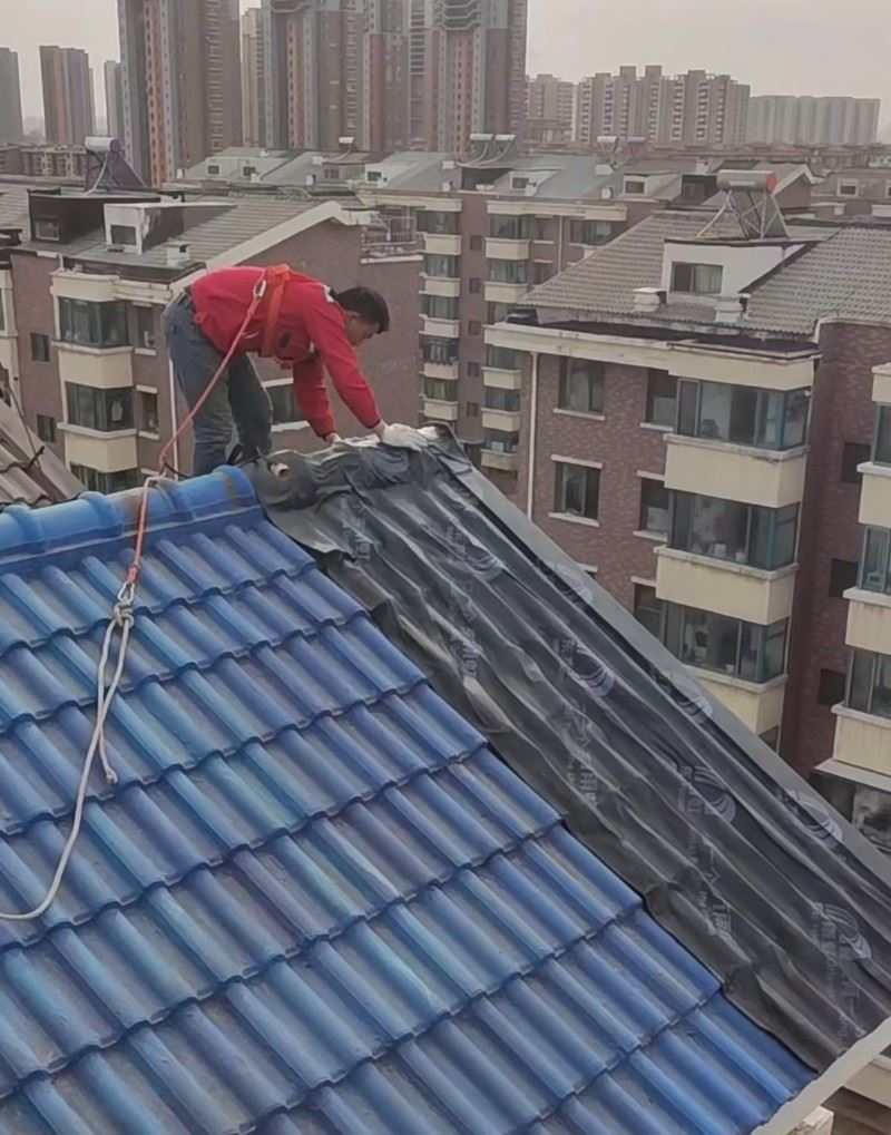 深圳墙体长毛发霉 漏水检测 厂房漏水维修 厨房漏水维修电话