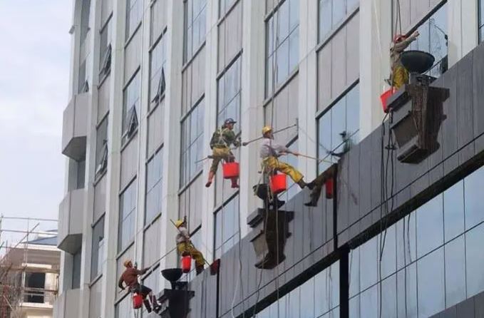 深圳宝安专业上门外墙清洗 锦绣江南高空清洗服务公司电话