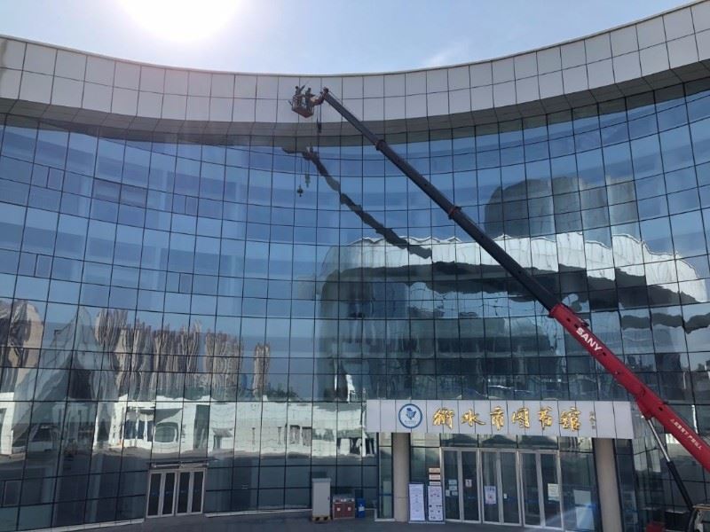 深圳盐田专业蜘蛛人高空清洗 外墙清洗公司电话