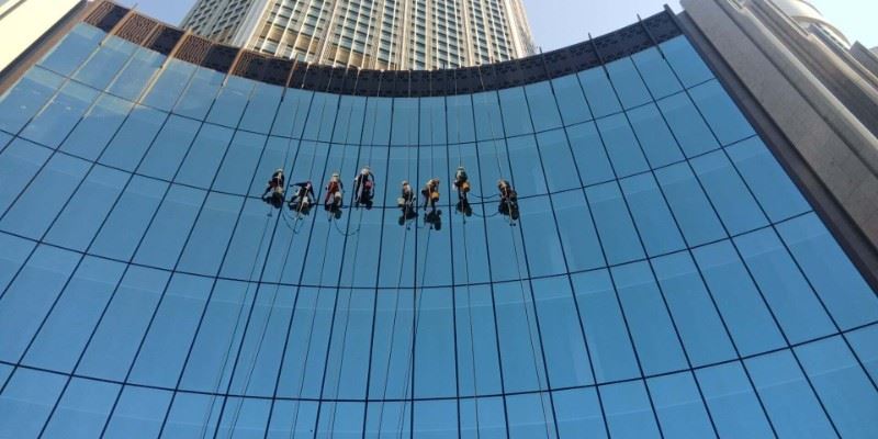 深圳龙岗附近高空外墙清洗公司电话