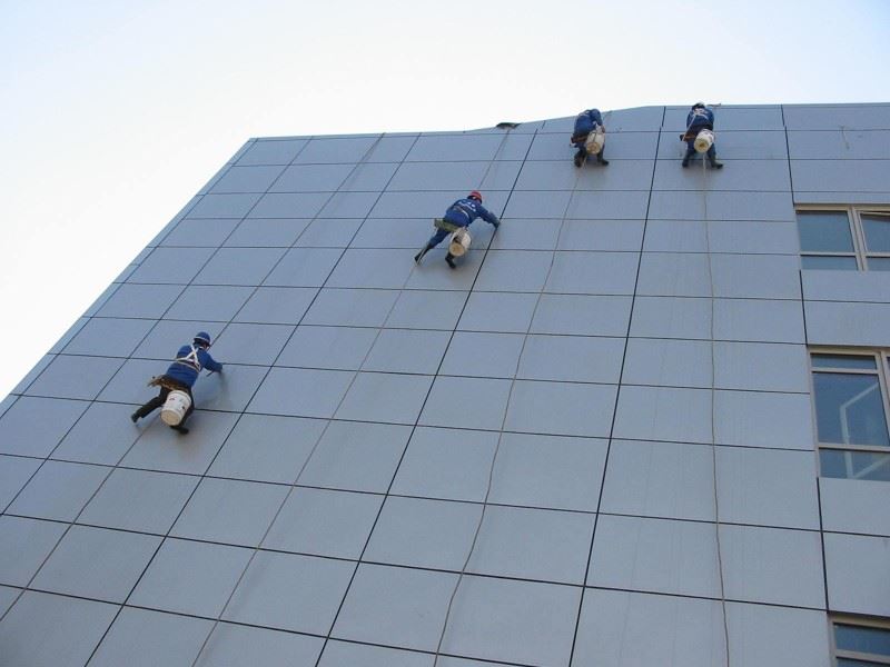 深圳清洗玻璃幕墙 大厦 医院外墙清洁 坪山新区外墙清洗