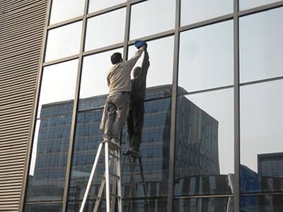 深圳南山保洁公司的电话号码 外墙清洗 全城上门服务